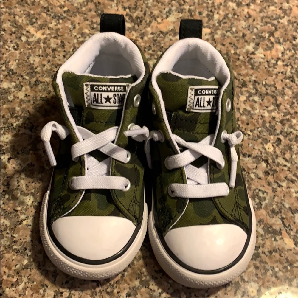 RARE!!! Camo converse